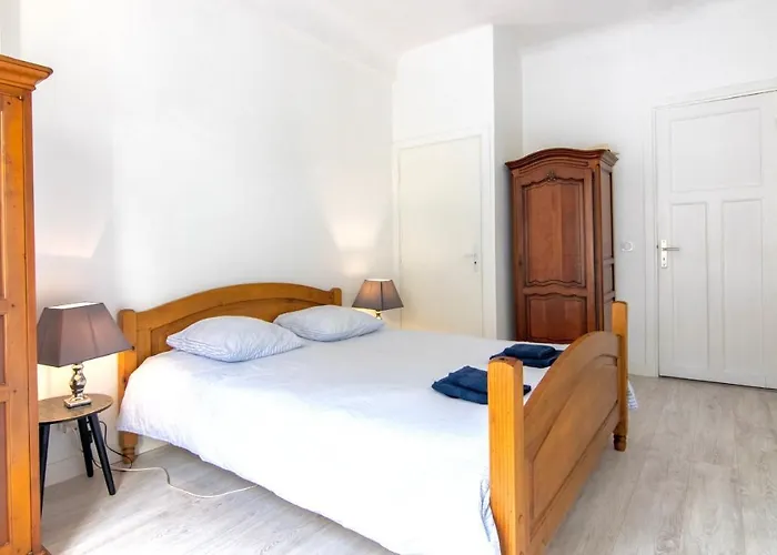 Résidence Estienne D'orves